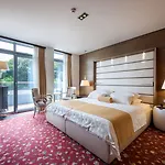 Grand Donat Superior & Wellness Center 4*