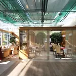 Grand Donat Superior & Wellness Center Hotell