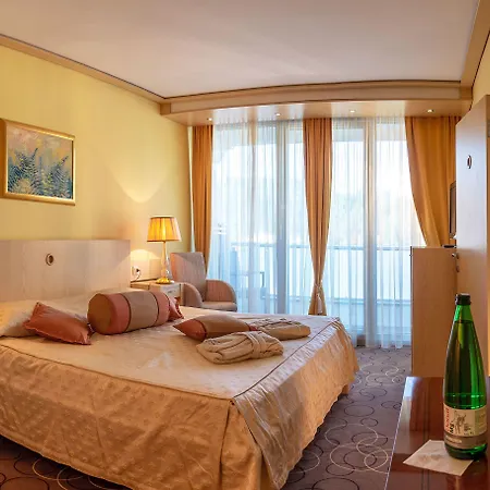 Grand Donat Superior & Wellness Center Отель Рогашка Слатина