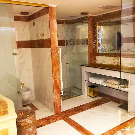 Grand Donat Superior & Wellness Center Hotel