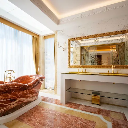 Grand Donat Superior & Wellness Center Отель 4*