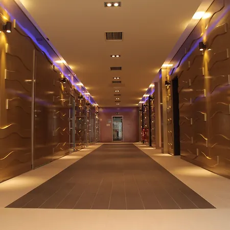 Grand Donat Superior & Wellness Center 4*