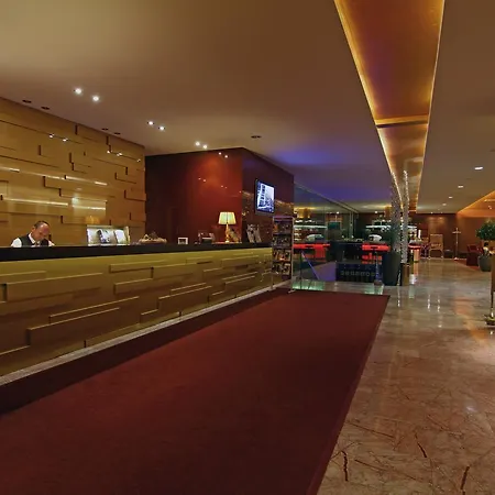Grand Donat Superior & Wellness Center Hotel 4*