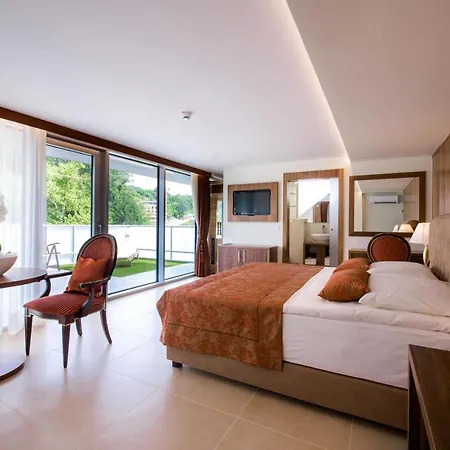 Grand Donat Superior & Wellness Center Hotel