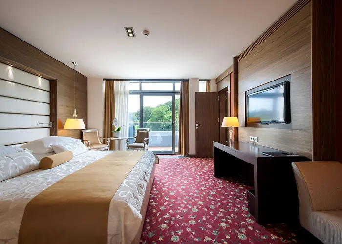 Grand Donat Superior & Wellness Center Hotel