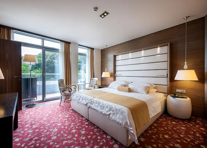 Grand Donat Superior & Wellness Center 4*